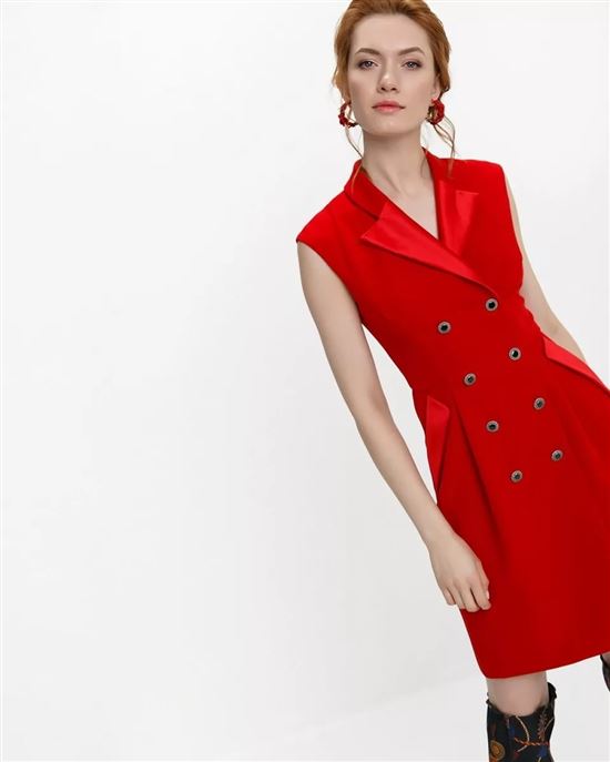 Красное Платье С Пуговицами